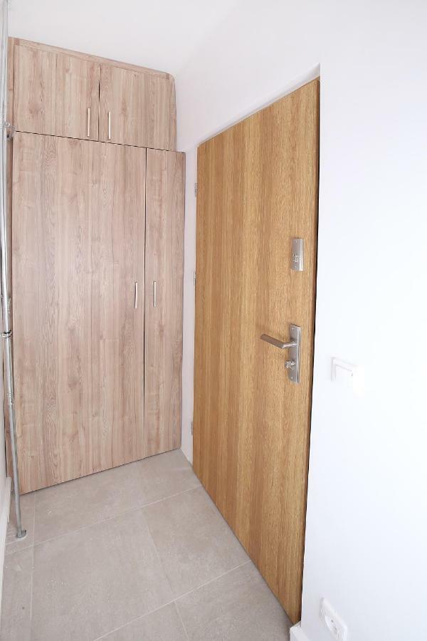 100-Sio Apartamenty Budget II คอซซาลิน ภายนอก รูปภาพ