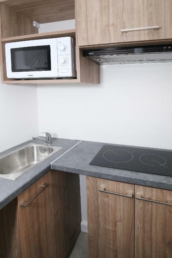 100-Sio Apartamenty Budget II คอซซาลิน ภายนอก รูปภาพ